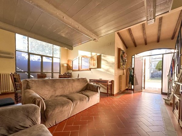 casa indipendente in affitto a Firenze in zona Statuto