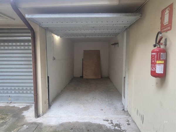 negozio in affitto a Firenze