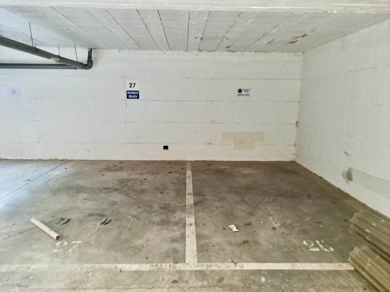negozio in affitto a Firenze in zona La Lastra