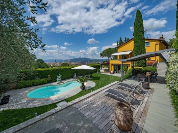 casa indipendente in affitto a Firenze in zona Porta Romana