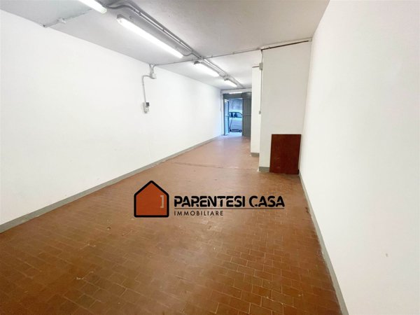 locale commerciale in affitto a Firenze in zona Isolotto
