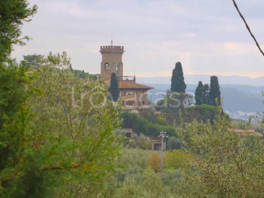 appartamento in affitto a Firenze in zona Settignano