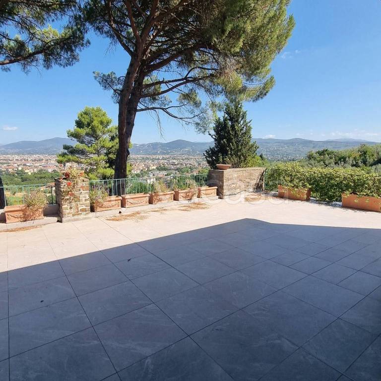 appartamento in affitto a Firenze in zona Ponte a Ema