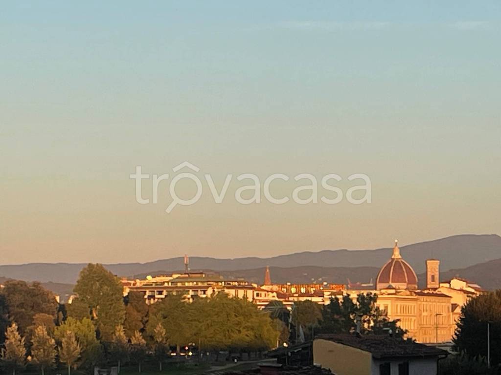appartamento in affitto a Firenze in zona Isolotto