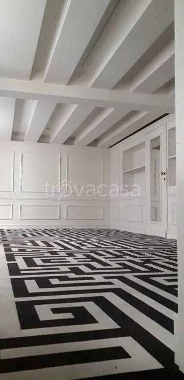 negozio in affitto a Firenze