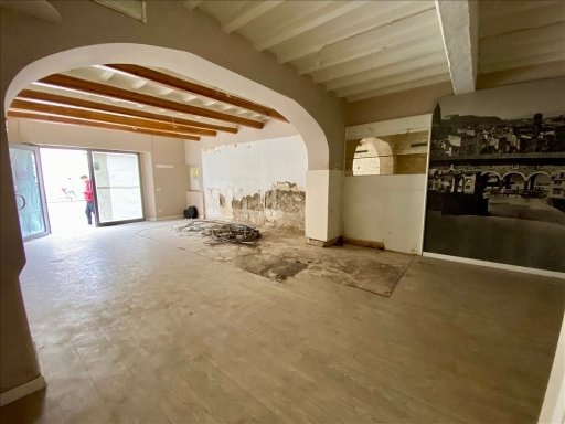 negozio in affitto a Firenze