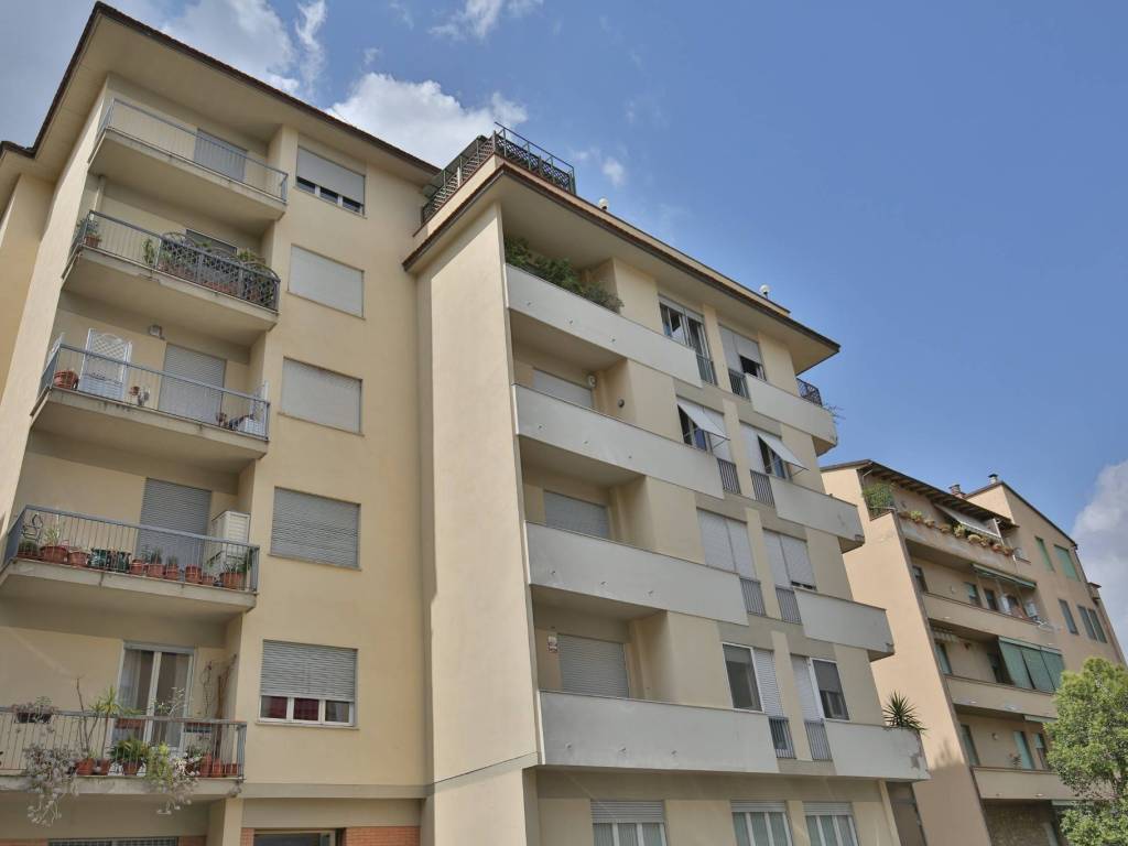 appartamento in affitto a Firenze in zona Coverciano