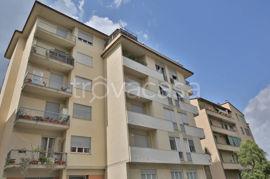 appartamento in affitto a Firenze in zona Coverciano