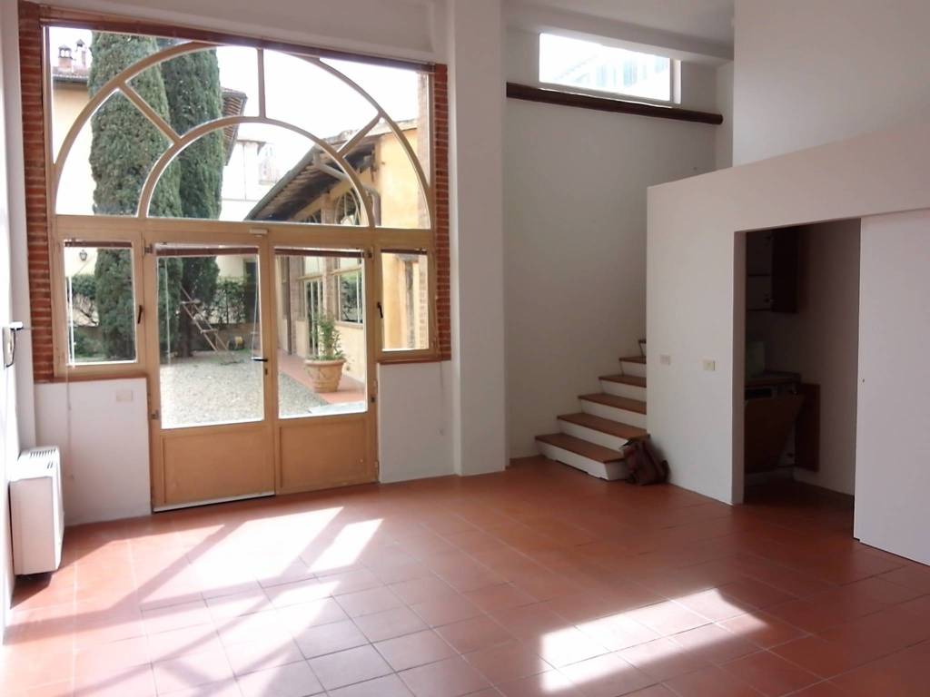 ufficio in affitto a Firenze in zona Centro San Frediano