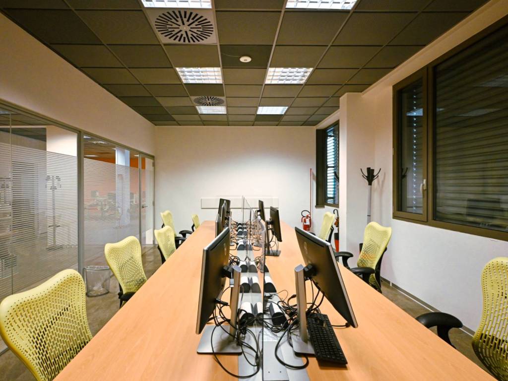 ufficio in affitto a Firenze in zona Serpiolle