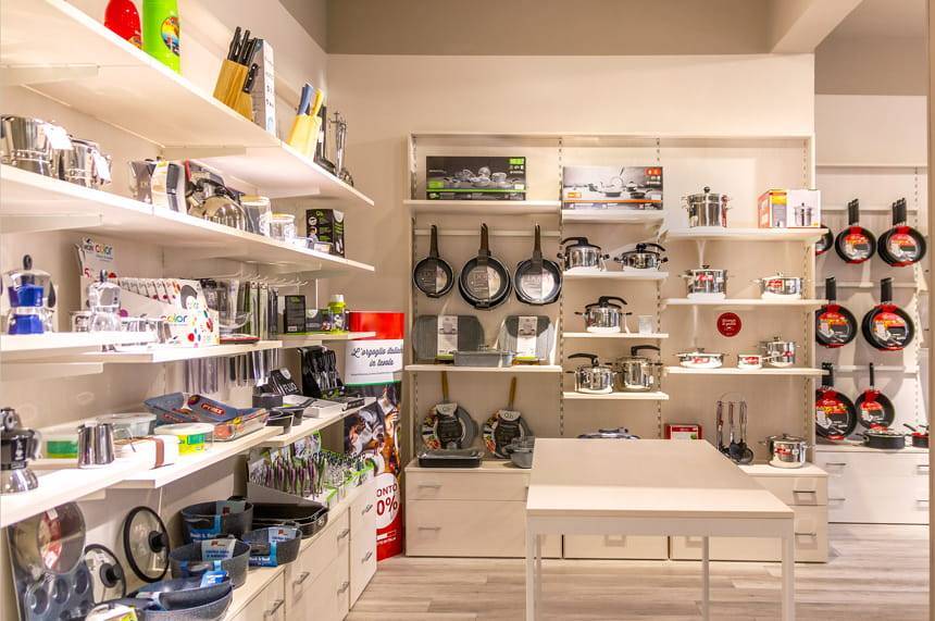 negozio in affitto a Firenze in zona Centro San Lorenzo