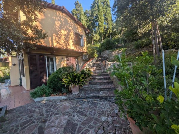 casa indipendente in affitto a Firenze in zona Careggi