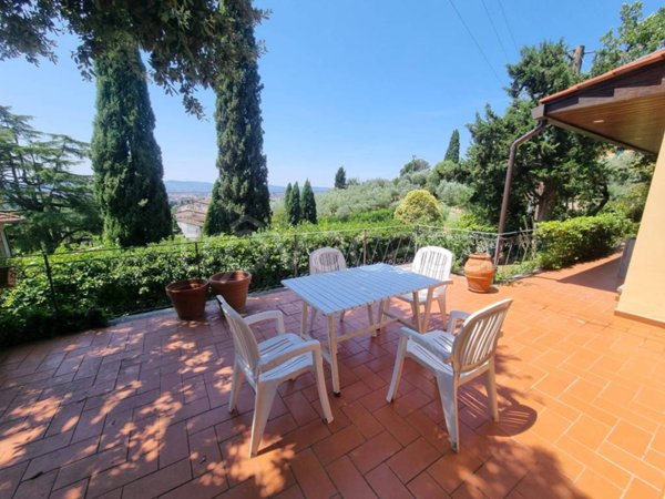 casa indipendente in affitto a Firenze