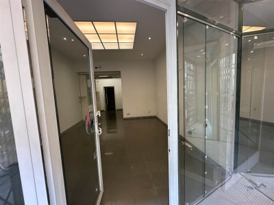 negozio in affitto a Firenze in zona Centro San Frediano