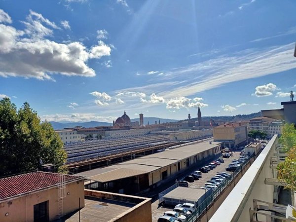 negozio in affitto a Firenze