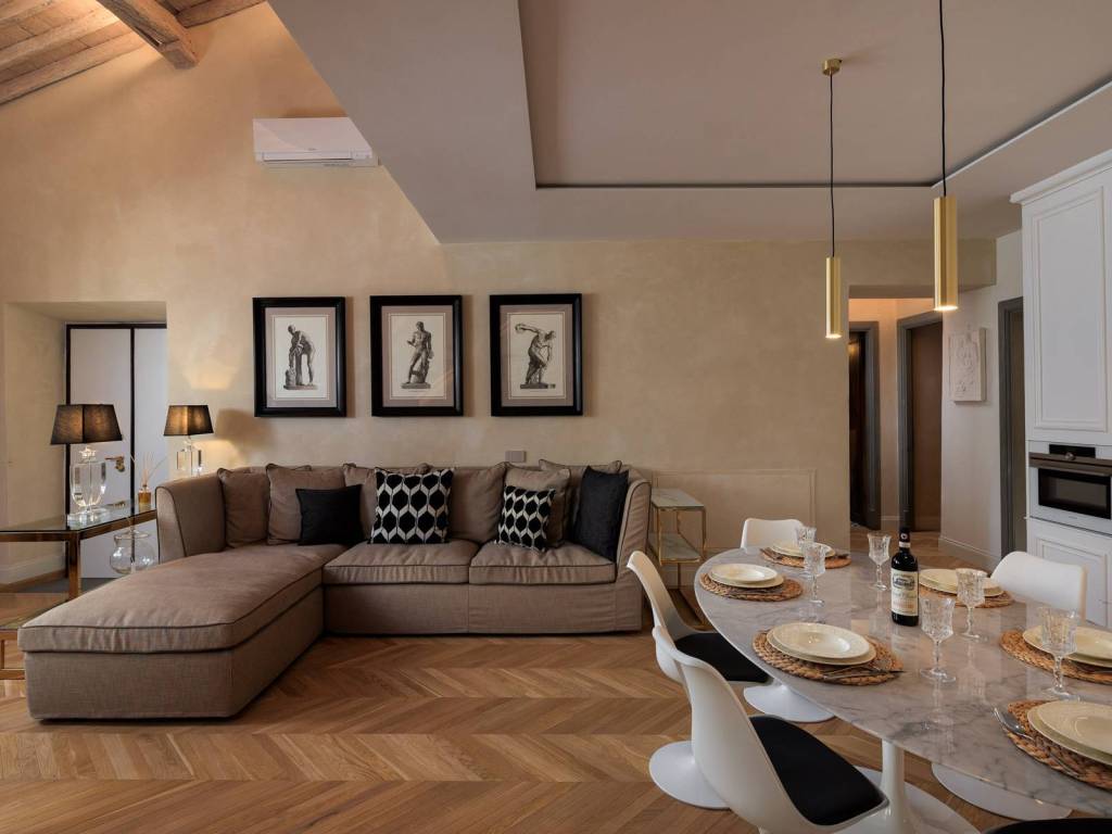 appartamento in affitto a Firenze in zona Centro Santa Maria Novella