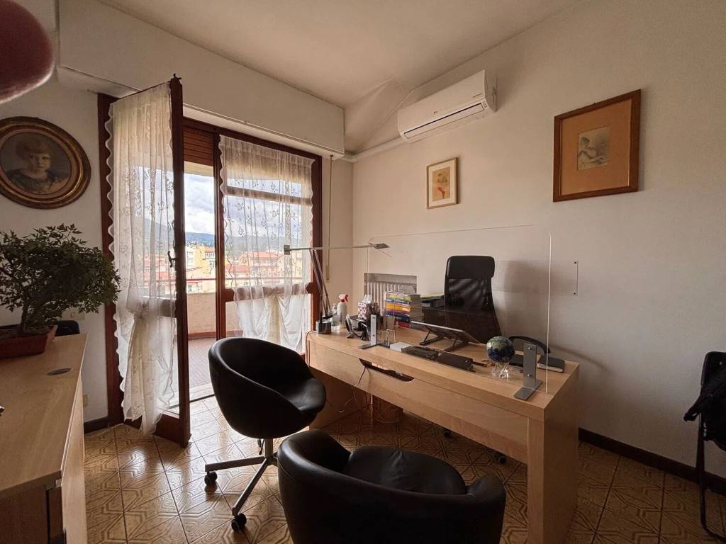 ufficio in affitto a Firenze in zona Campo di Marte