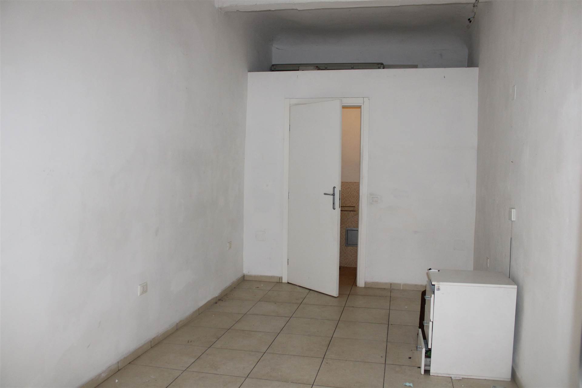 negozio in affitto a Firenze