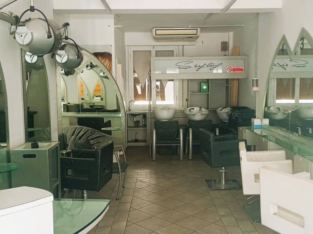 negozio in affitto a Firenze