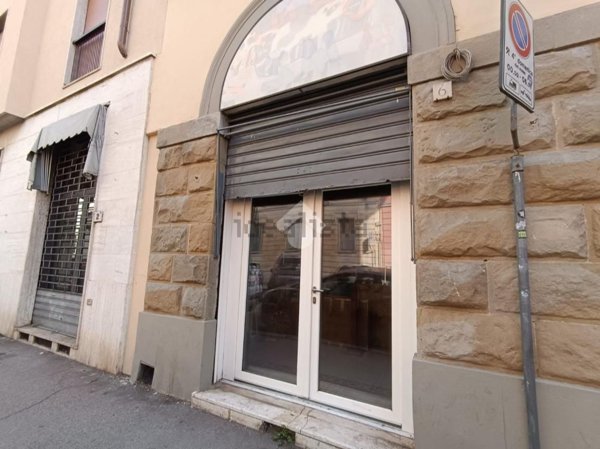 negozio in affitto a Firenze