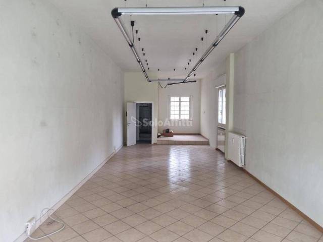 negozio in affitto a Firenze in zona Gavinana