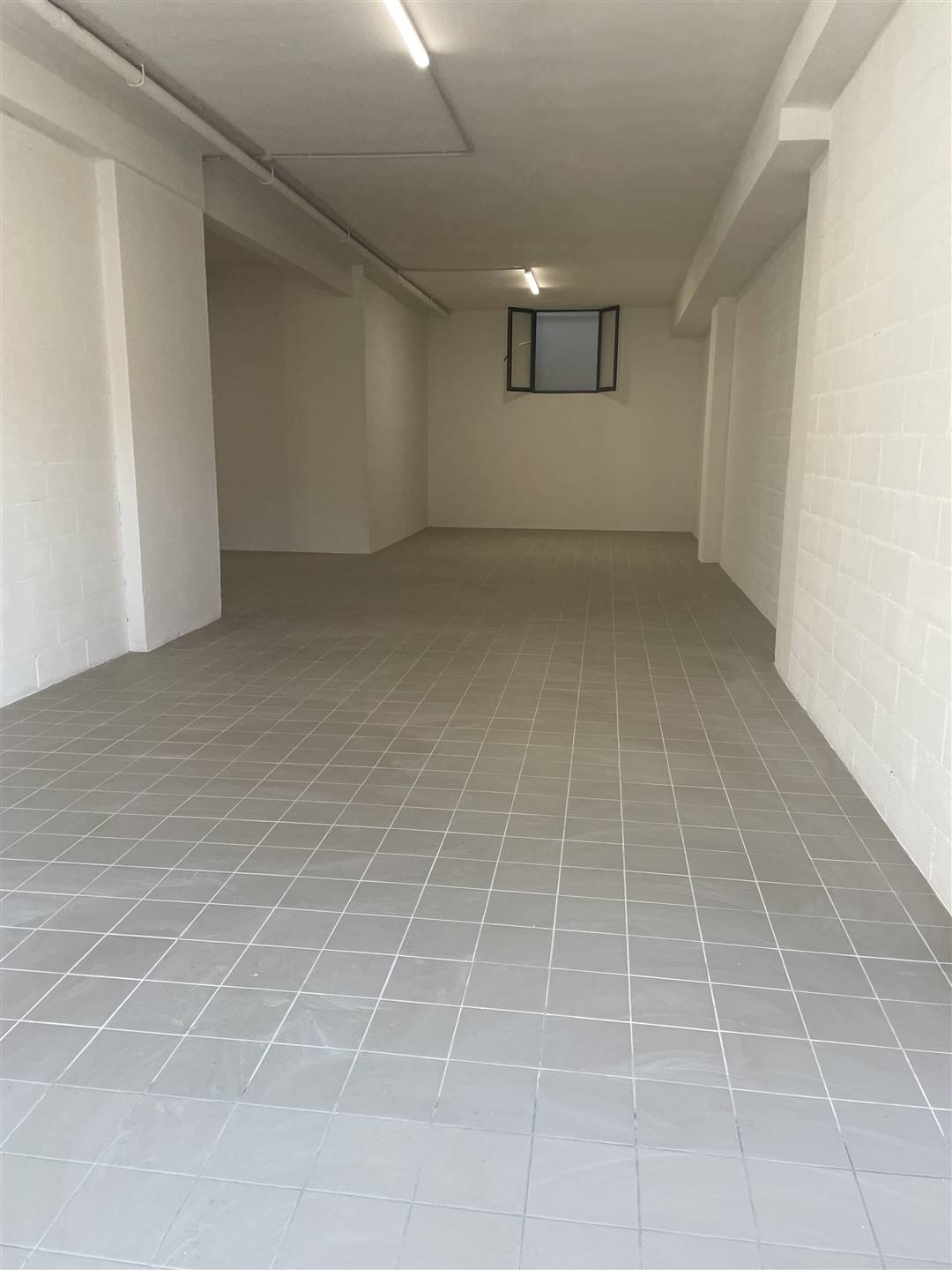 locale di sgombero in affitto a Firenze in zona Legnaia