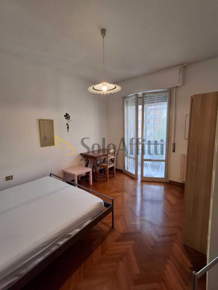 negozio in affitto a Firenze in zona Isolotto