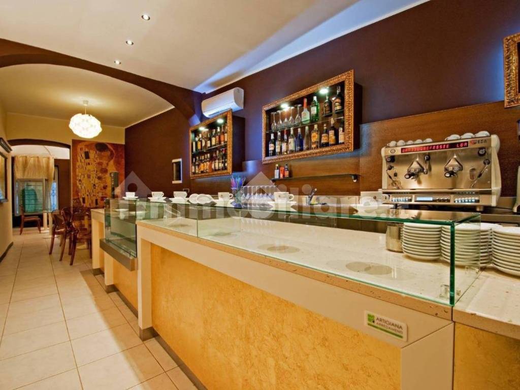 negozio in affitto a Firenze in zona Centro Santa Maria Novella