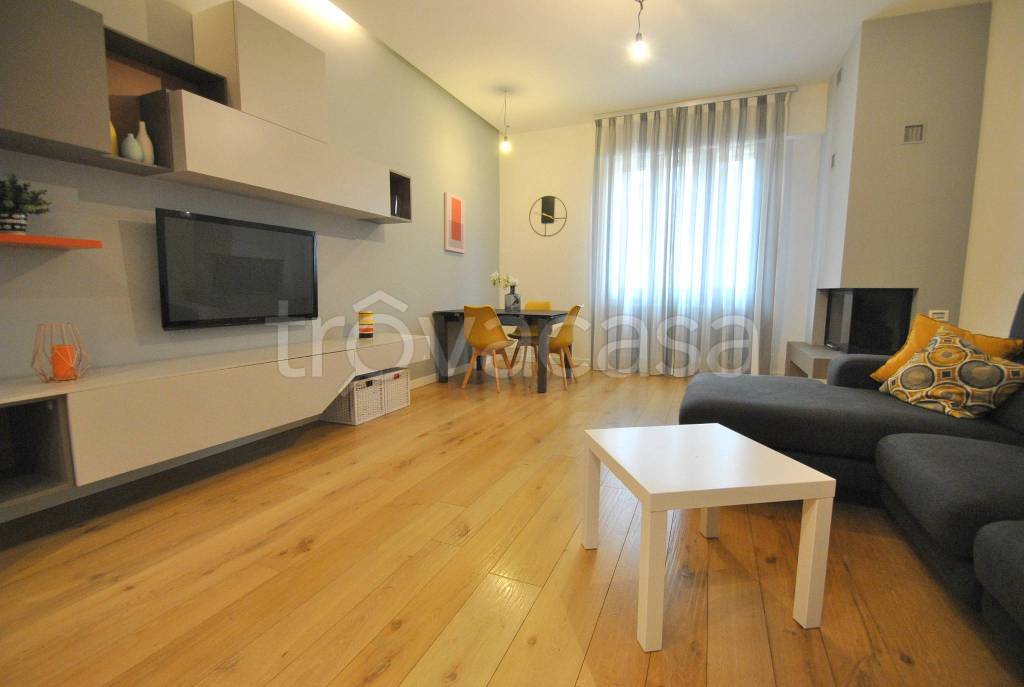 appartamento in affitto a Firenze in zona Statuto