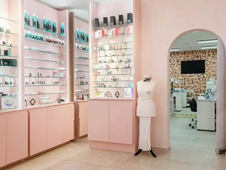 locale commerciale in affitto a Firenze in zona Gavinana