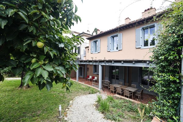casa indipendente in affitto a Firenze in zona Porta Romana