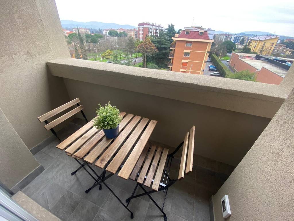 appartamento in affitto a Firenze in zona Isolotto