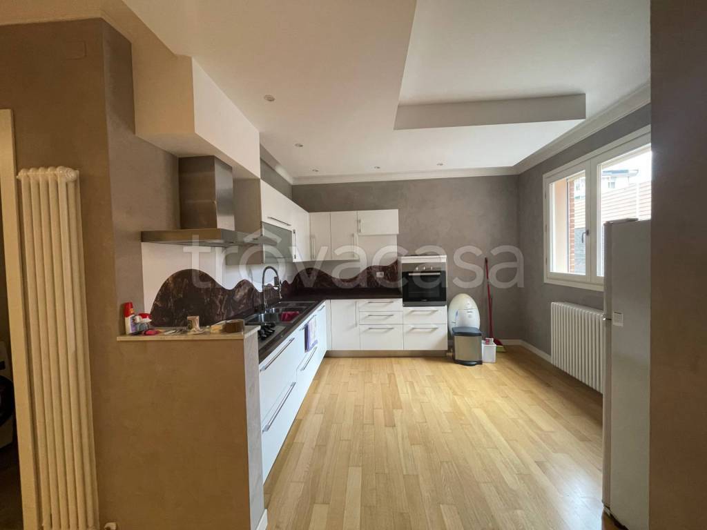 appartamento in affitto a Firenze in zona Coverciano