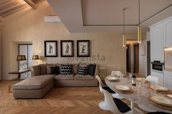 appartamento in affitto a Firenze in zona Centro Santa Maria Novella