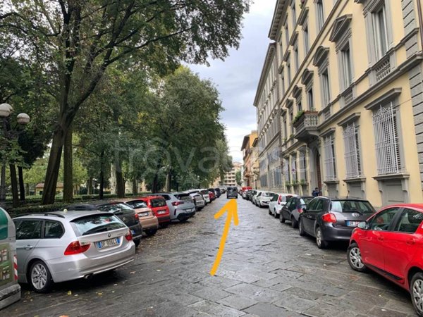 negozio in affitto a Firenze