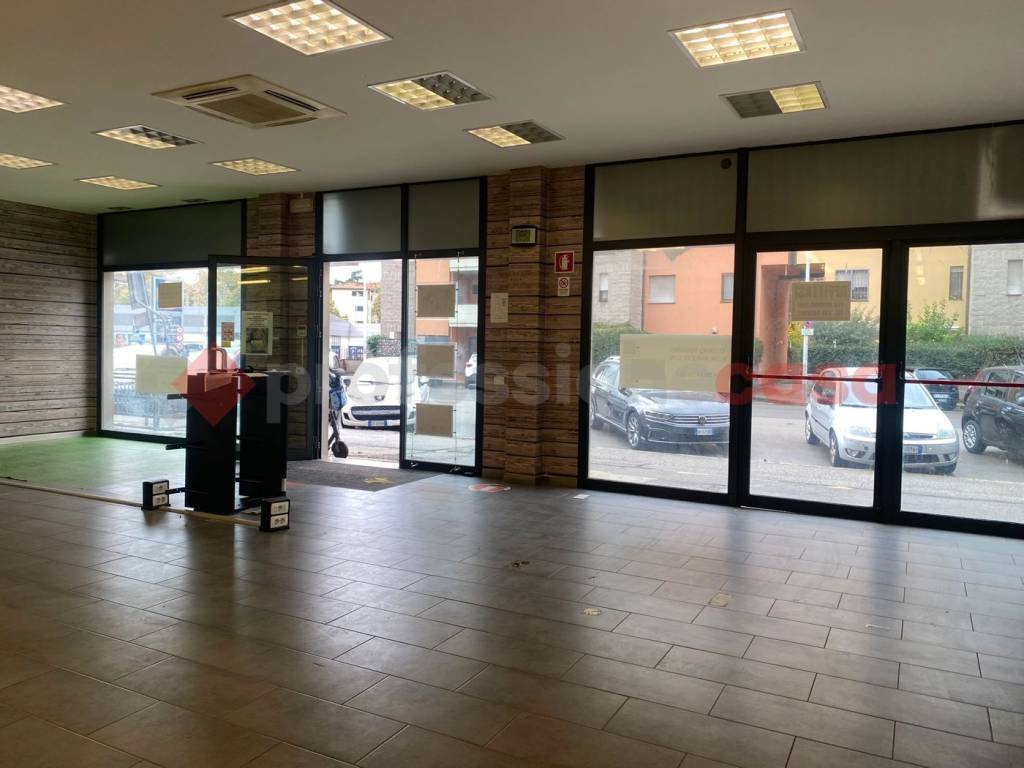 negozio in affitto a Firenze