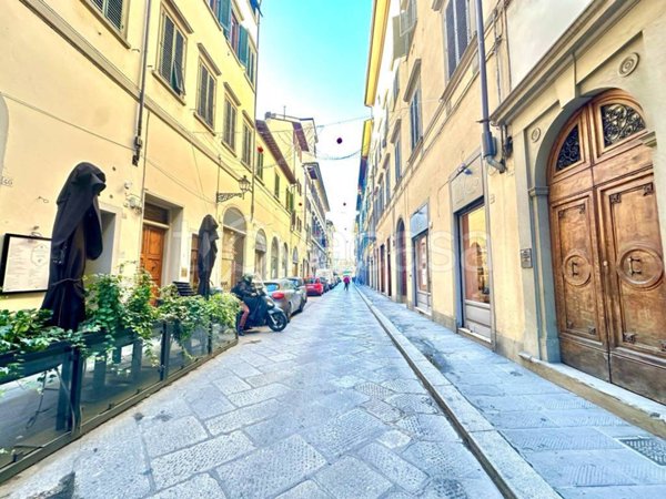 negozio in affitto a Firenze in zona Centro Santa Maria Novella