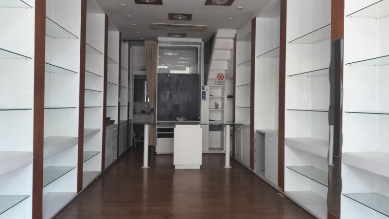 negozio in affitto a Firenze in zona Coverciano