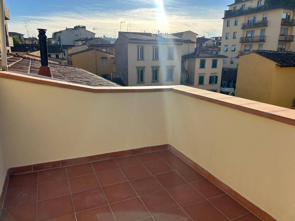 appartamento in affitto a Firenze in zona Campo di Marte
