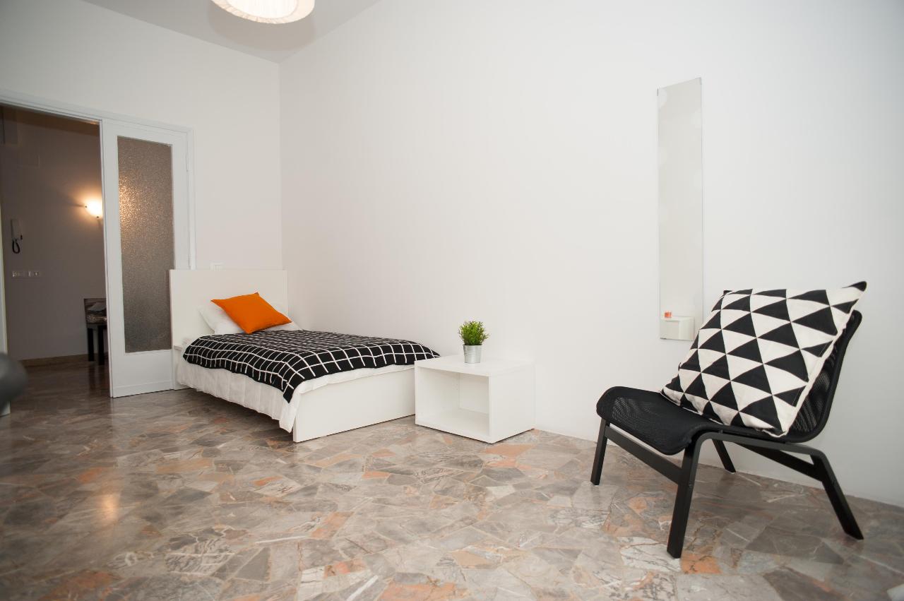 negozio in affitto a Firenze in zona Bellariva