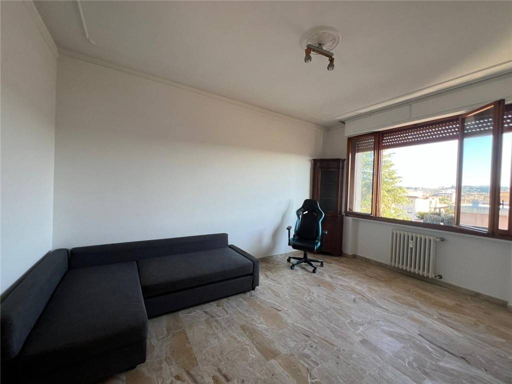 appartamento in affitto a Firenze in zona Isolotto