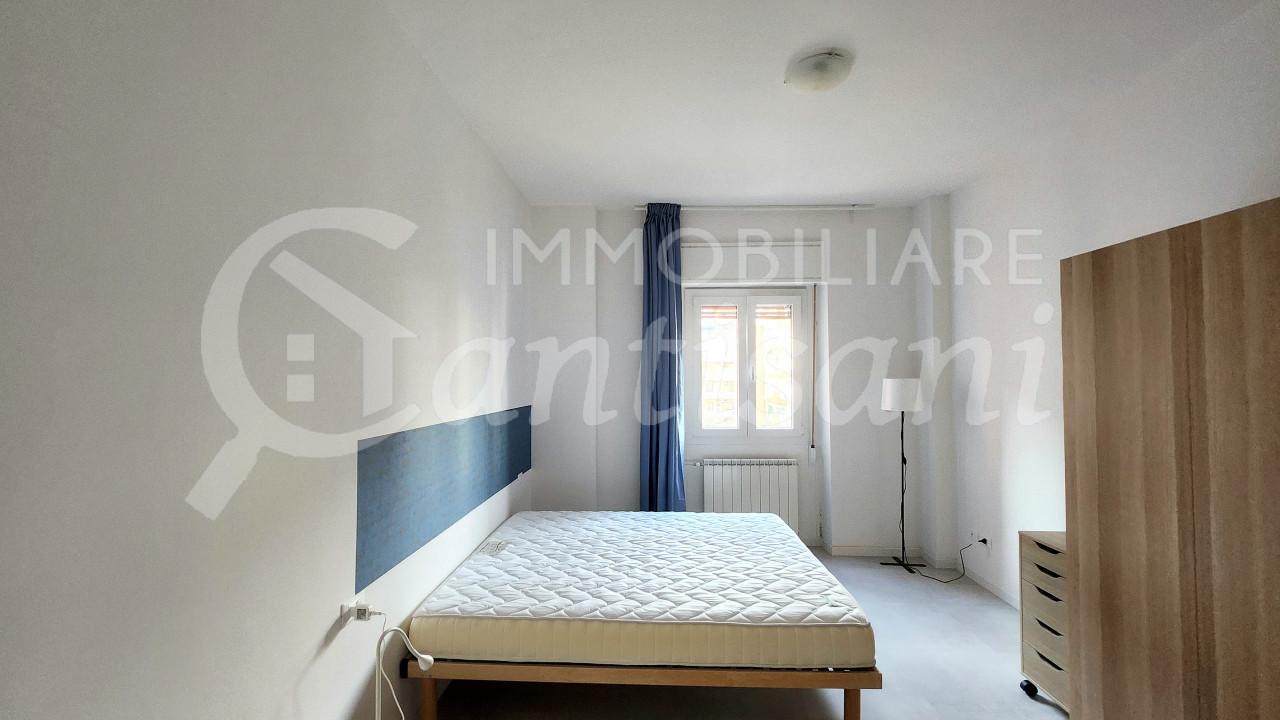 negozio in affitto a Firenze in zona Novoli