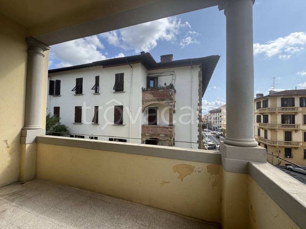 appartamento in affitto a Firenze in zona Statuto
