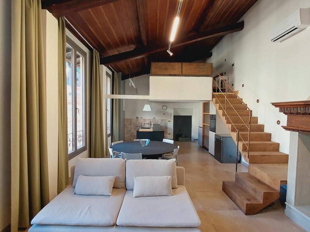 appartamento in affitto a Firenze in zona Centro San Frediano