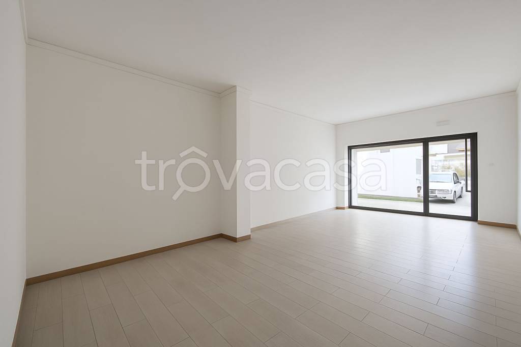 negozio in affitto a Firenze in zona Soffiano