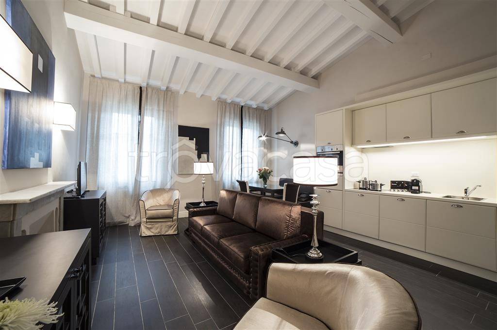 appartamento in affitto a Firenze in zona Centro Santa Maria Novella