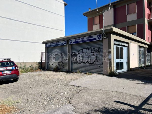 negozio in affitto a Firenze in zona Rovezzano