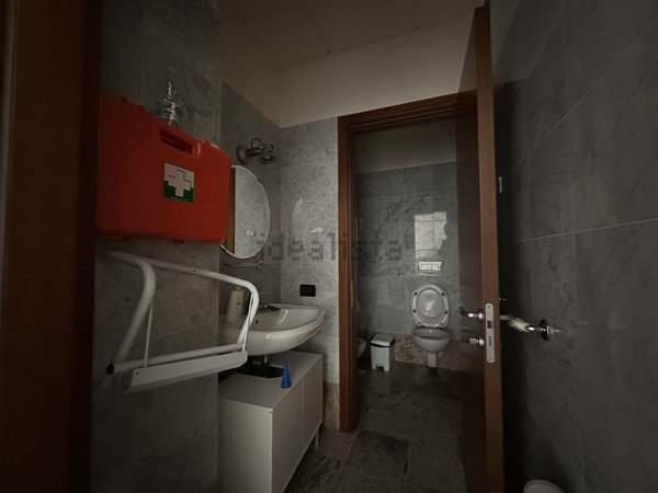 ufficio in affitto a Firenze in zona Coverciano