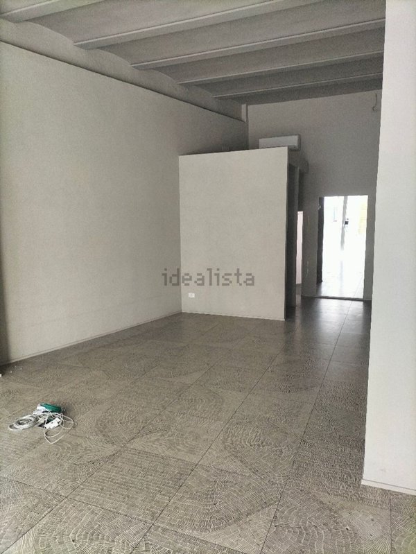 negozio in affitto a Firenze