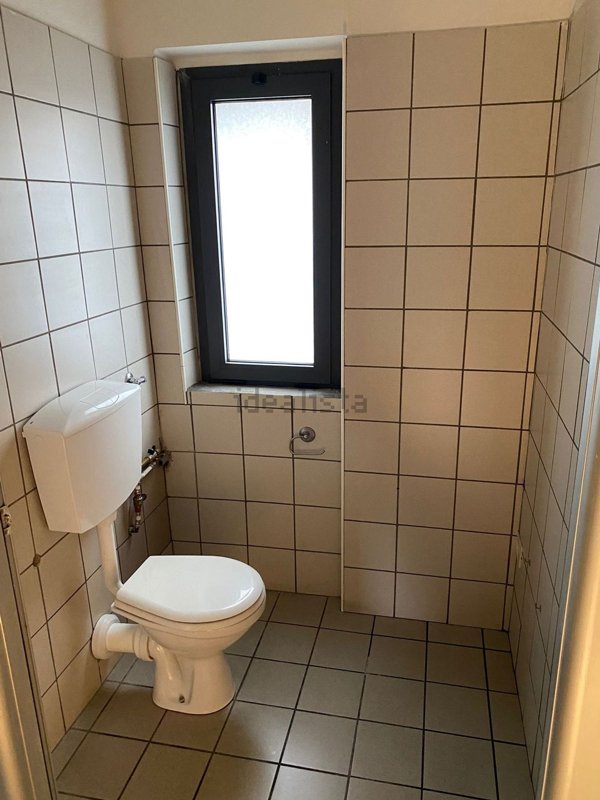 ufficio in affitto a Firenze in zona Peretola